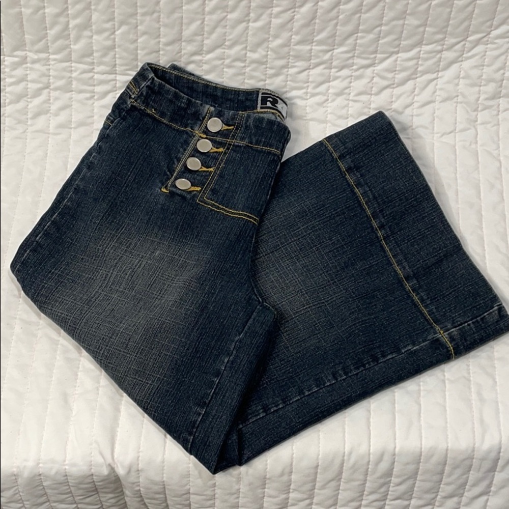 R4R JEANS Denim Jeans Front Buttons wide legged capris CUTE!